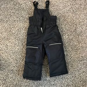 Used 2T snow overalls